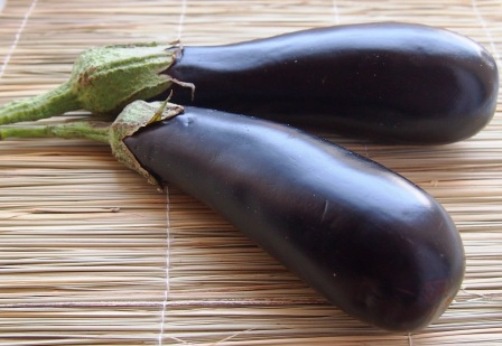 Aubergine i kampen mot rökning