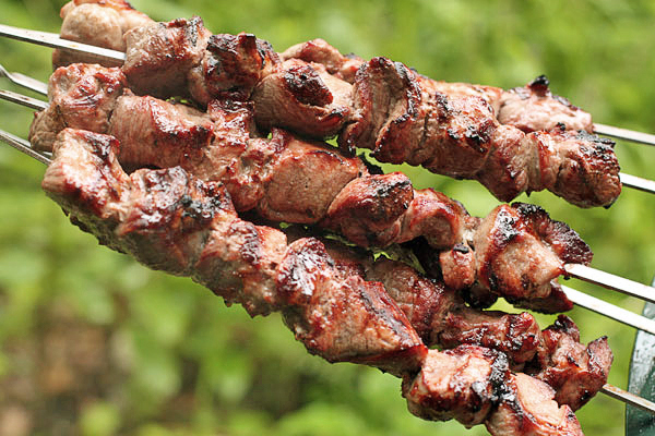 Recept för matlagning Shish Kebab: Hur man lagar Shish Kebab från fårkött