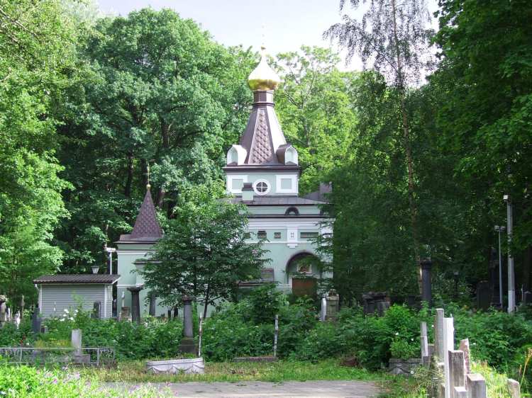 Maktplatsen är katedralen i Xenia i Petersburg