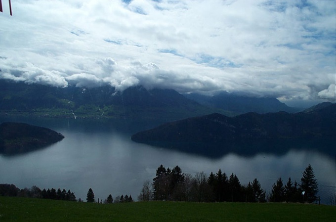 Vackra platser i Schweiz: Lucerne Lake