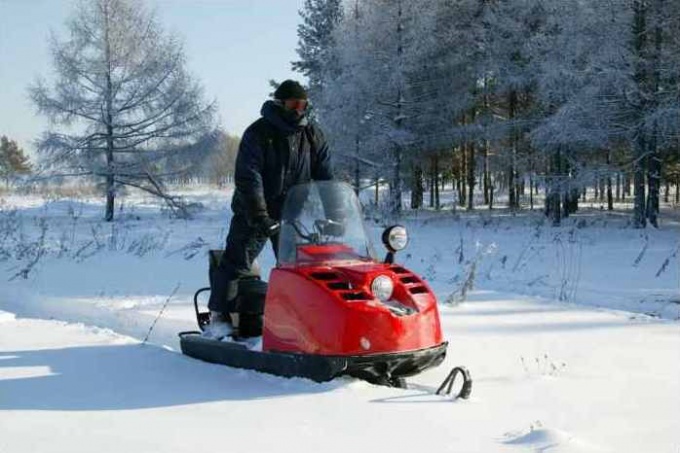 Tips 1: Att dra en larva på en Buran snöskoter